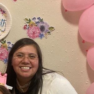 Meet your Posher, Norma